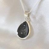 Black shimmer, lightly sprinkled ashes, hair 14 x 10mm