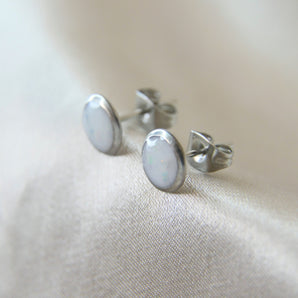 Stainless steel earrings, milk and crushed white opal