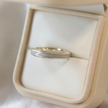 White gold, breastmilk, pearl white shimmer