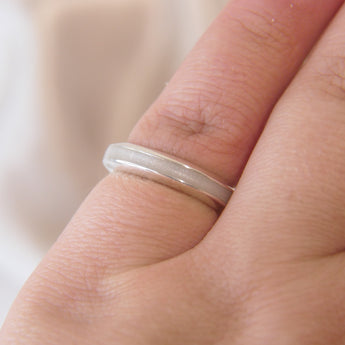 Breastmilk, pearl white shimmer in Sterling silver band