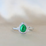 Emerald green shimmer, hair