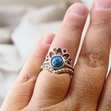 Light blue shimmer and heavy ashes