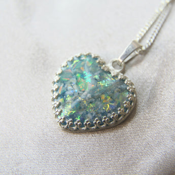 Heavy ashes, fur, light blue shimmer, heavy opalescent fleck and aquamarine Mint opal