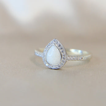 Milk, pearl white shimmer