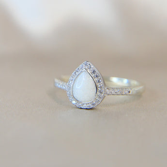 Milk, pearl white shimmer