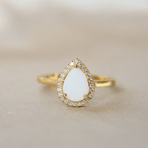 Breastmilk ring- Solid yellow gold, breastmilk, no shimmer