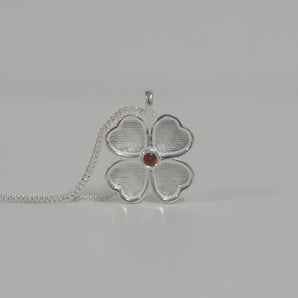 4 Heart Clover Ashes Necklace