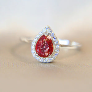 Pear Keepsake Aurora Ring