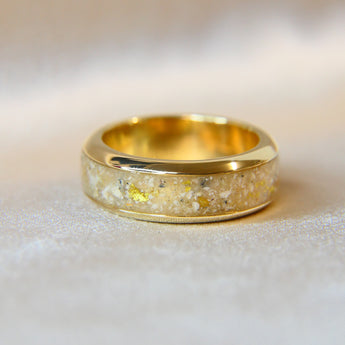 Yellow gold band, heavy ashes no shimmer, subtle gold flecks 