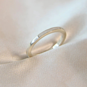 Dainty breastmilk band-Breastmilk & pearl white shimmer