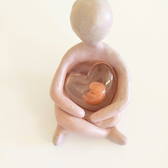 Sculpture with 1 baby